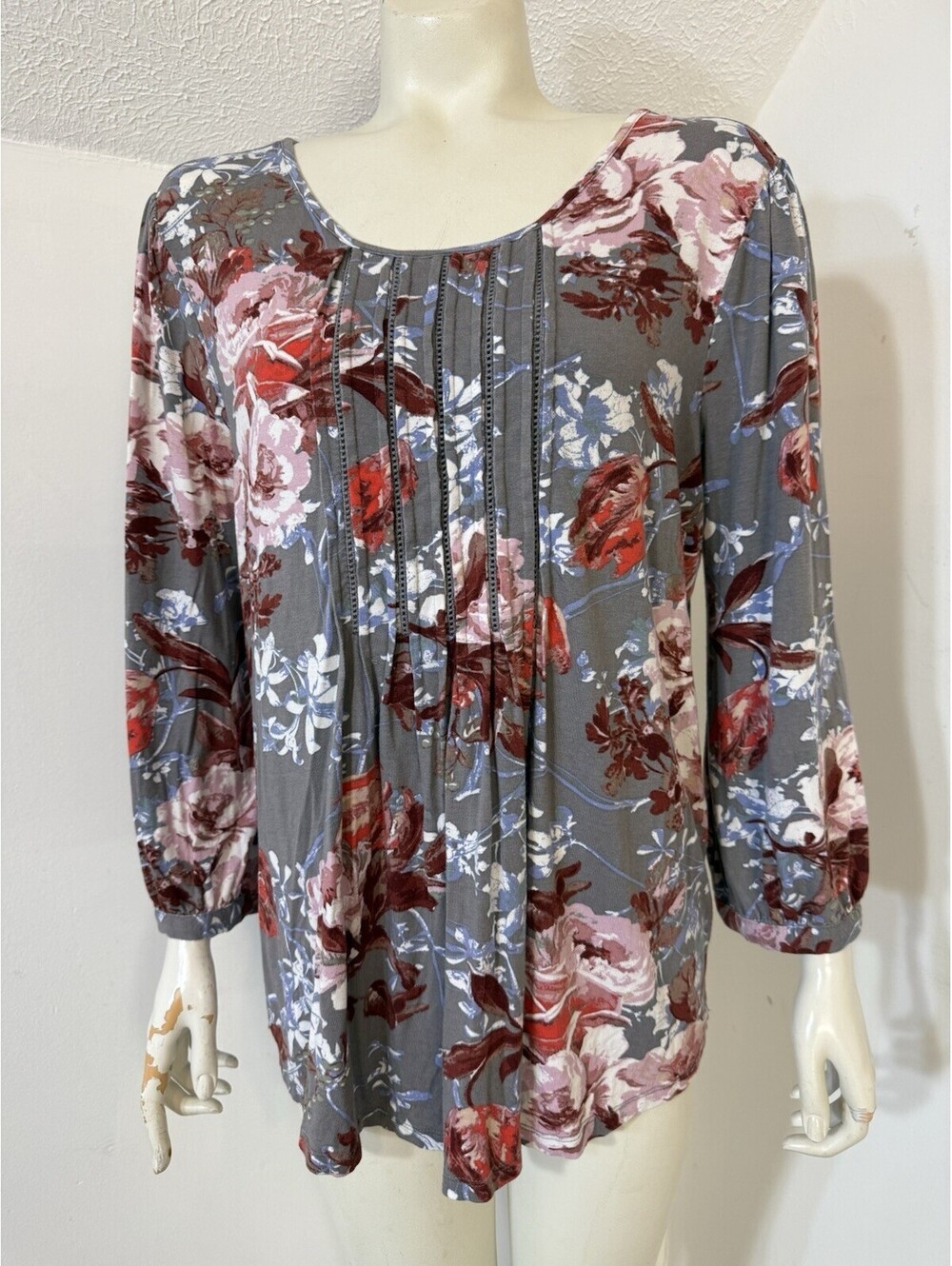 Daniel Rainn Womens Large Popover Top Grey Red Floral 3/4 Sleeves Pleated Front
